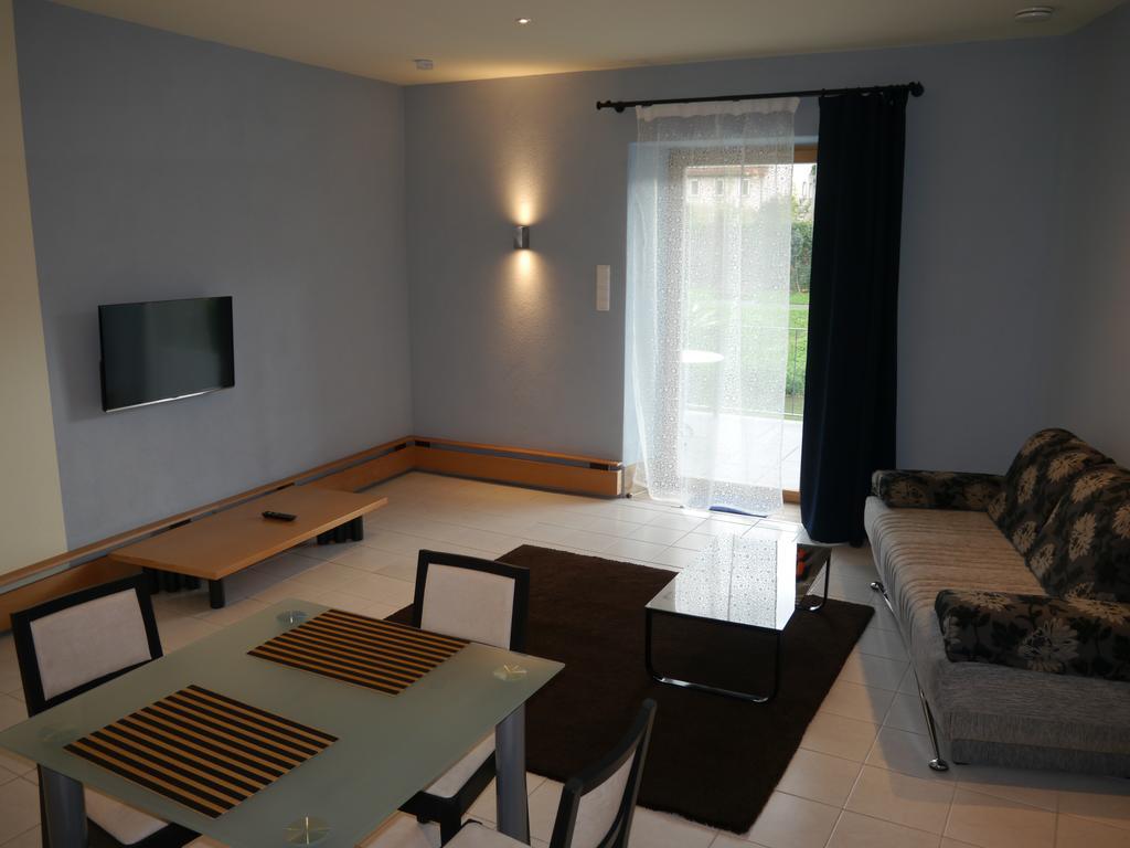 Tauberterrasse Apartment เวิร์ทไฮม์ ภายนอก รูปภาพ
