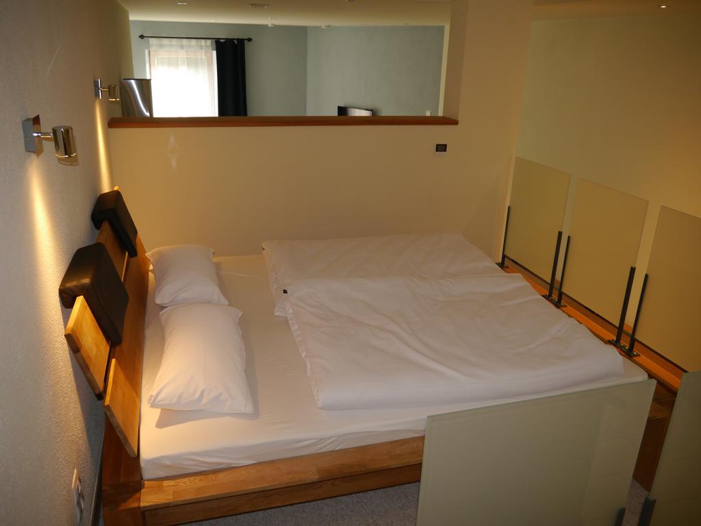 Tauberterrasse Apartment เวิร์ทไฮม์ ภายนอก รูปภาพ